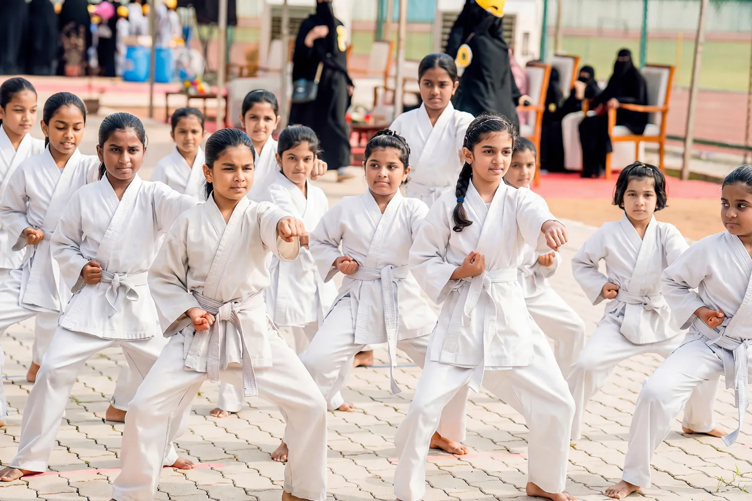 KARATE TRAINING