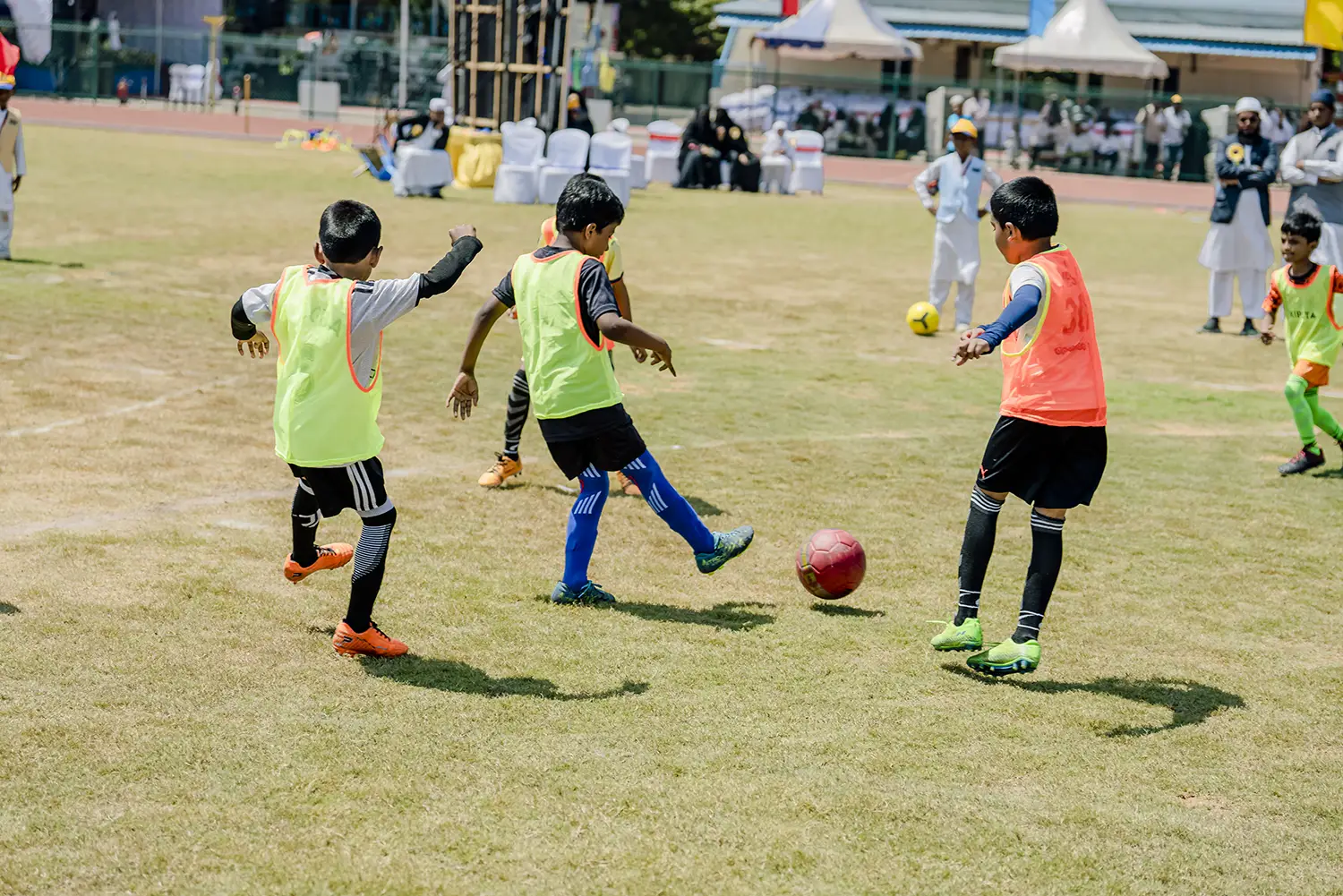 Extra Curricular - Photo 15