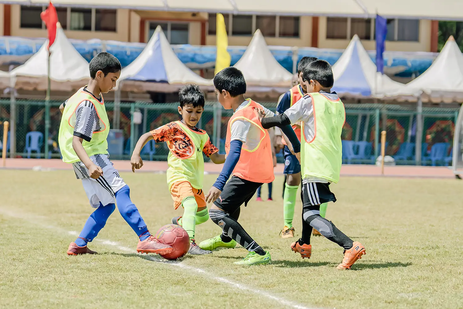 Extra Curricular - Photo 18